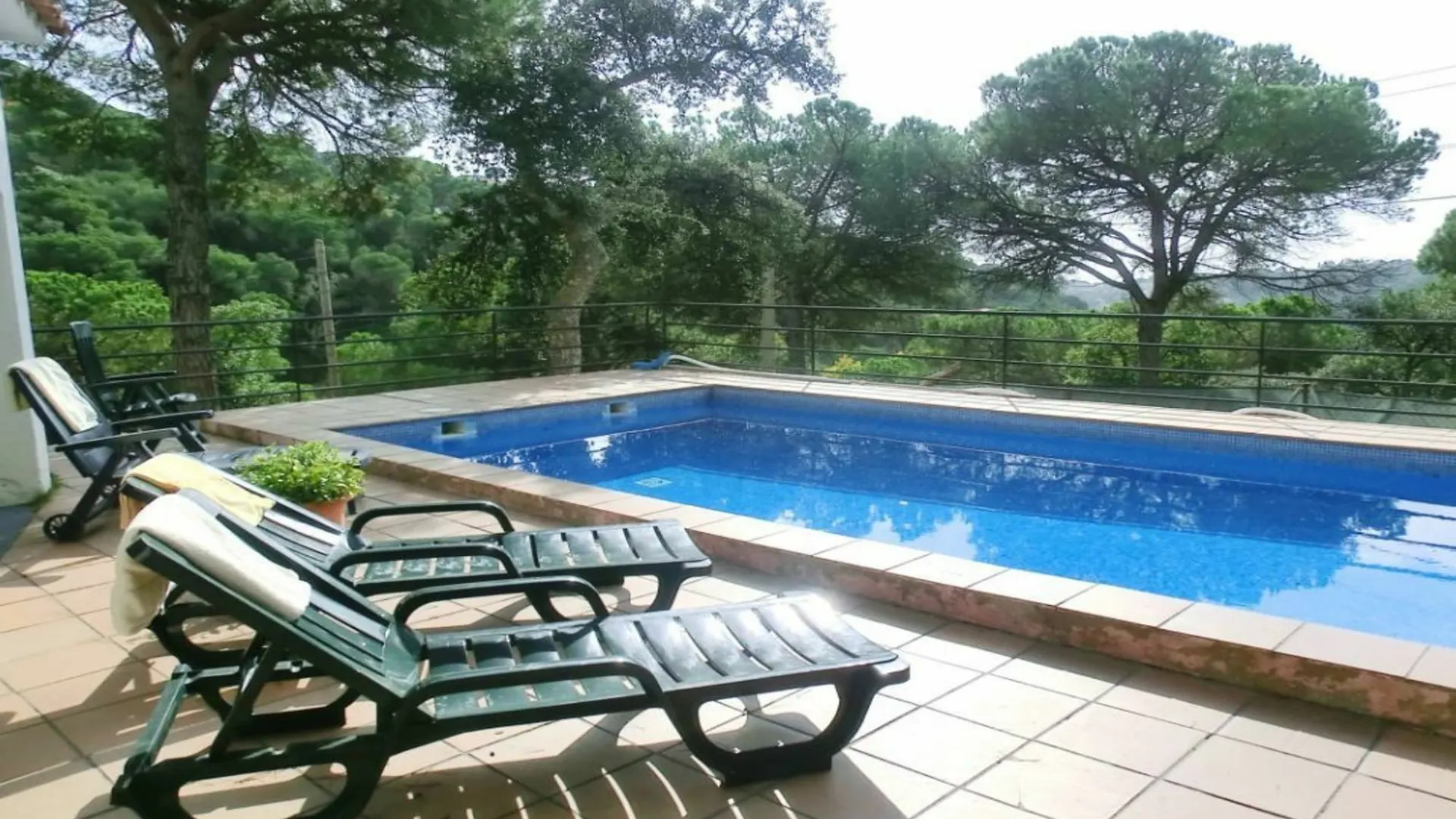 Villa In Lloret De Mar - 104836 By Mo Rentals 0*,